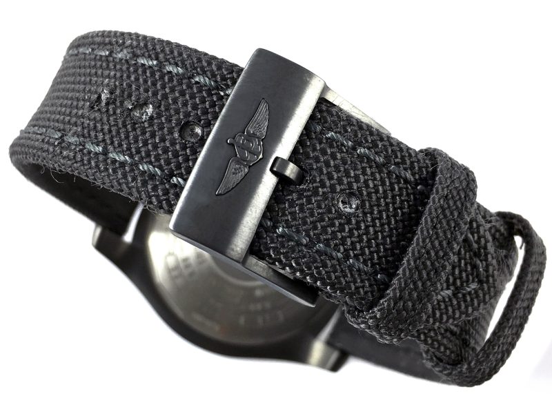 RELOJ Breitling Avenger Black Bird 44 - ref. V1731110/BD74 - Imagen 5