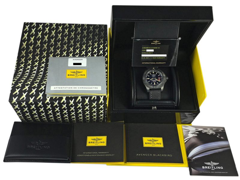 RELOJ Breitling Avenger Black Bird 44 - ref. V1731110/BD74 - Imagen 13