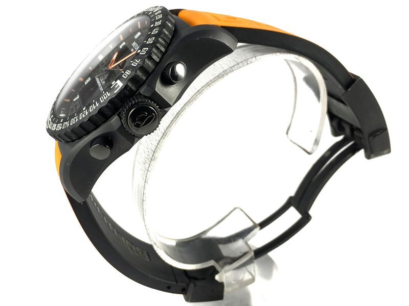 RELOJ Breitling Cockpit B50 Night Mission - ref. VB50129Y / BE74 - Imagen 2