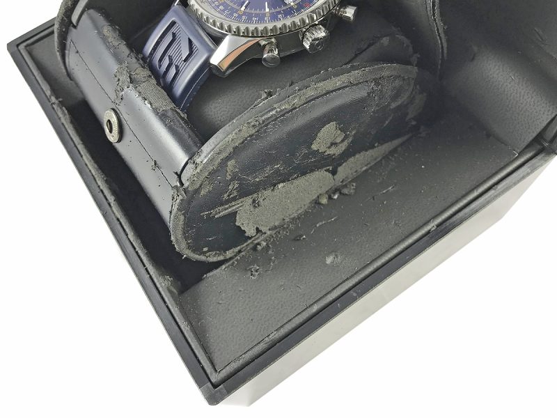 RELOJ Breitling Navitimer World - ref. A24322C651 - Imagen 14