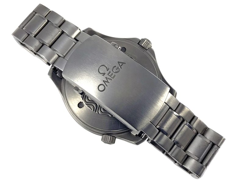 RELOJ Omega Seamaster 300M Titanium - ref. 22315000 - Imagen 5