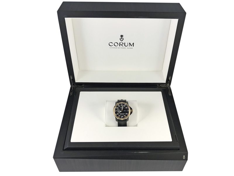 RELOJ Corum Admiral's Cup Titanium & Rose Gold - ref. 01.0002 - Imagen 11