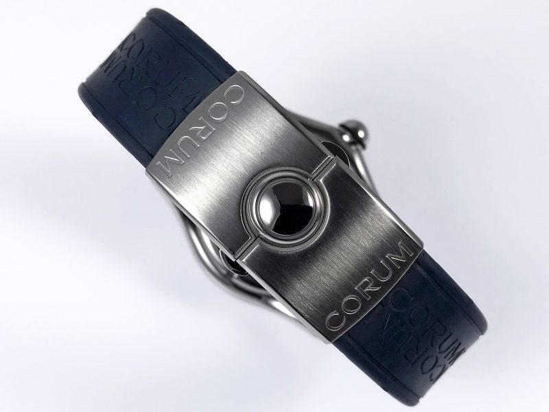 RELOJ Corum Bubble Blue Dial - ref. 82.180.20 - Imagen 5